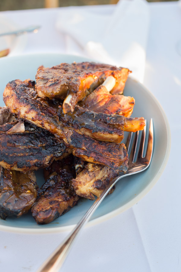 Platter of ribs.